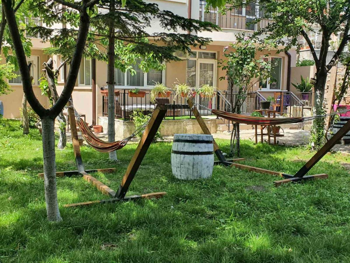House With Garden Hotel Pomorie Buitenkant foto